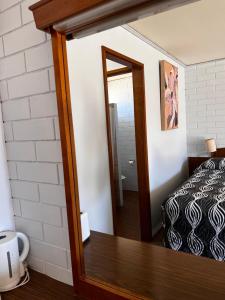 Century Motor Inn, Finley