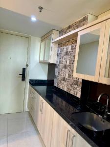 KUMU Warhol Residence Simpang Lima Semarang