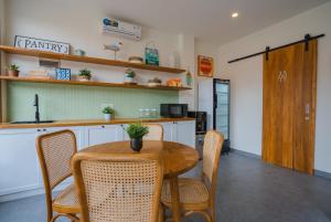 Alba Inn Sanur by SooBali