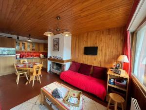 Appartement cosy 4/5 pers à 50m des pistes, proche centre - FR-1-623-52