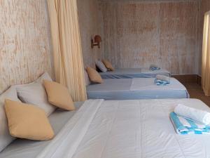 Phòng Gia Đình Có Phòng Tắm (Family Room with Bathroom)