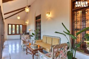 StayVistas Villa Terra - Valley & Lake-View Villa with Spacious Lawn & Indoor Activities