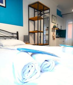 Style Apartment with Courtyard