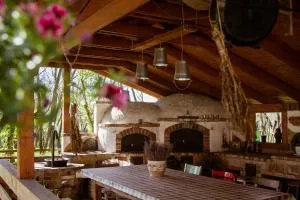 Tornácos Tanya Vendégház*** és Gasztroporta - 基什孔毛伊绍