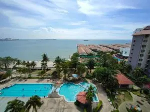 Muslim homestay Glory Beach Resort - Kampong Paya