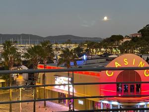 Appartements Penthouse proche St TROPEZ-Cavalaire : photos des chambres