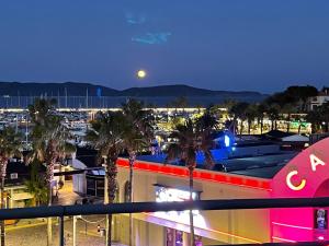 Appartements Penthouse proche St TROPEZ-Cavalaire : photos des chambres