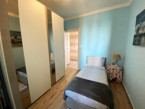 LETERNITA E IL MARE MISCHIATO COL SOLE Rimbaud