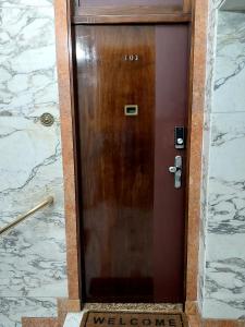 apto. confortável no Leme com acesso para praia