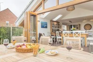 The Potting Shed 6 - Ringstead