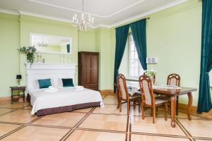 Apartamenty w Pałacu Pod Baranami