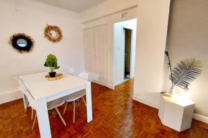 Appartements Cosy Mirabelle 2CH - Parc Expo - Balcon & Parking : photos des chambres