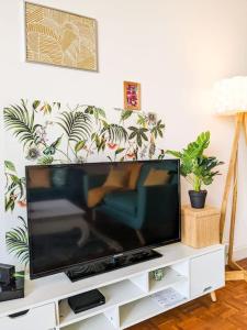 Appartements Cosy Mirabelle 2CH - Parc Expo - Balcon & Parking : Appartement 2 Chambres