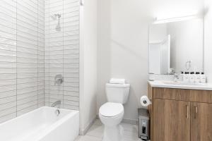 Newton 2br w wd nr dining shopping BOS-975