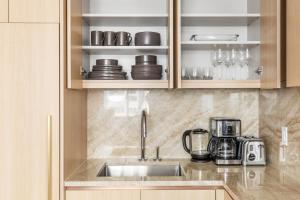 Chelsea 1br w doorman elevator nr High Line NYC-601