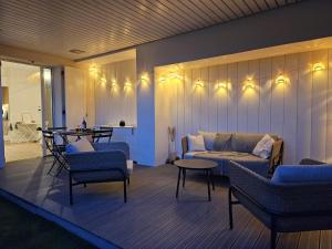 Arcarêve - Grand Studio Deluxe avec terrasse, jardin et accès plage