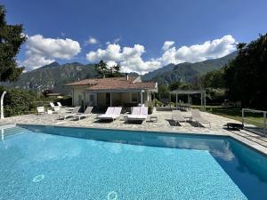 Villa Romantica Lake Idro