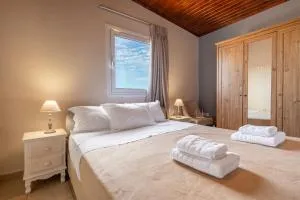 Tinas Village Free Transport from/to the airport - Spáta