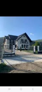 Vila Lorena - Pângărăcior