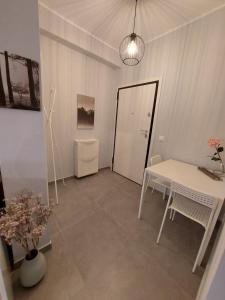 Leo Athens Apartment Near Tram Station