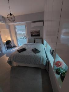 Leo Athens Apartment Near Tram Station