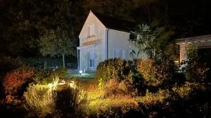 Magnifique maison située à 14 km de la Tour Eiffel - 伊尼