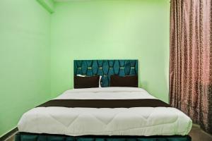 Hotel O J M K Hotel