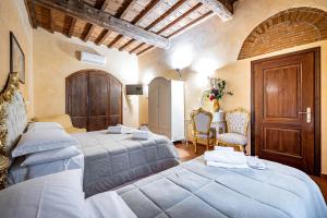 Quadruple Room room in Katti House