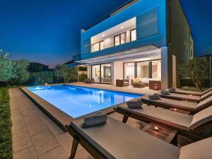 Modern Villa with private swimming pool and terrace