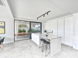 5-bedroom villa near Split with pool