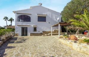 Nice Home In Jávea With Wifi