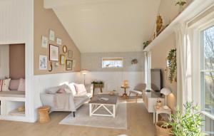 3 Bedroom Amazing Home In Rødby