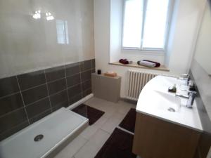 B&B / Chambres d'hotes Le Manoir de Placy - Chambres d'Hotes : photos des chambres