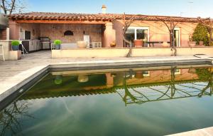 3 Bedroom Stunning Home In Orange