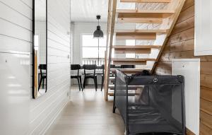 Gorgeous Apartment In Sysslebäck