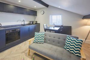 Graces Loft - Near Beach - WiFi - Sleeps 3