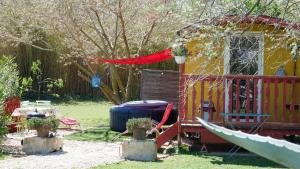 MAS MAURANE-Roulotte avec SPA privé aux portes dARLES