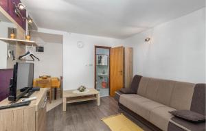 1 Bedroom Awesome Apartment In Rijeka