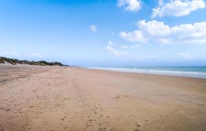 Beautiful Apartment In Chipiona