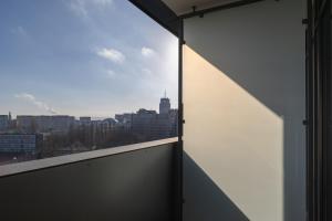 Hanza Tower Studio 738 by BookingHost