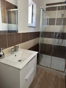 Holiday mondello martina