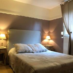 B&B / Chambres d'hotes Chambres d-hotes Hebergement F.Mathieu : Chambre Double avec Salle de Bains Privative