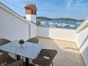 Apartmani Devcic 