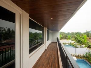 Jade 4BHK Private Pool Duplex by Le Pension Stays