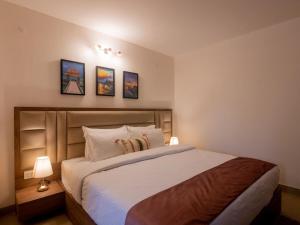 Jade 4BHK Private Pool Duplex by Le Pension Stays