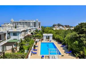 The Diamond Hidden Suites - Karavas