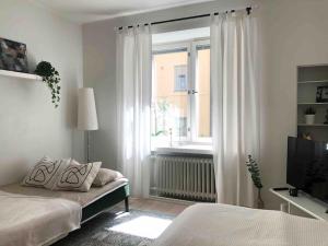 Ullis Studio with Top Location