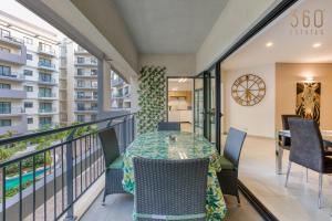 Designer, luxurious 3BR home in Pender Gardens by 360 Estates