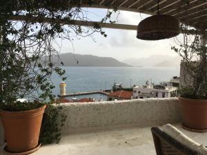 Castle81homes Pink - Sea view house