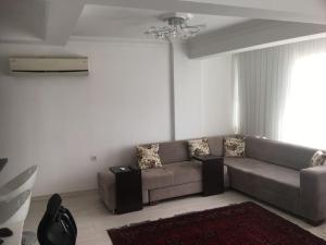 Castle81homes Red, sea view central flat